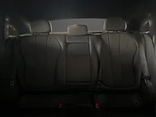 MERCEDES-BENZ EQE 300