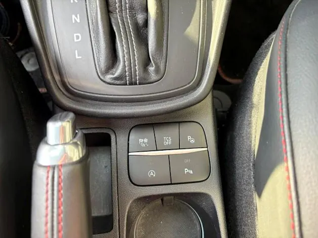 Ford Puma 1.0 MHEV ST-Line X Automat