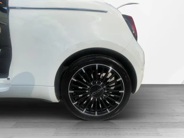 FIAT 500 C electric 87 kW Cult Edition