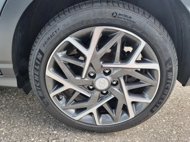 Hyundai Kona 1.6 GDi HEV Vertex DCT