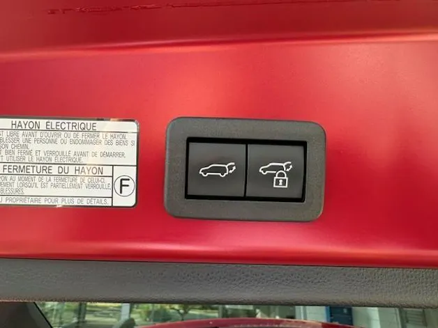 Toyota Corolla Cross 2.0 4WD Premium e-CVT