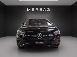 MERCEDES-BENZ GLA 200d Progress. 4Matic