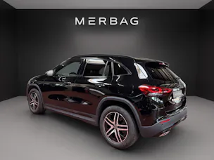 MERCEDES-BENZ GLA 200d Progress. 4Matic