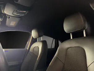 MERCEDES-BENZ GLA 200d Progress. 4Matic