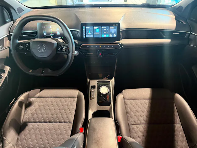 MG 3 1.5 Hybrid Luxury Aut.