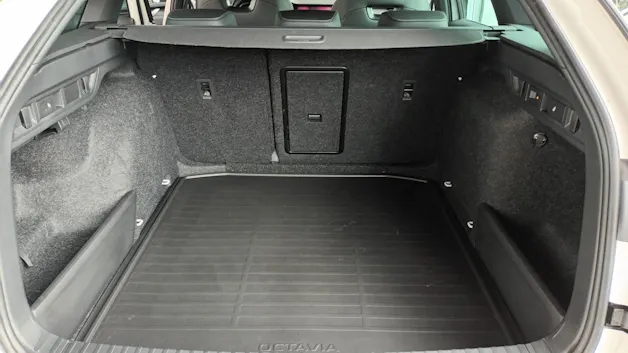Škoda Octavia Combi 1.5 TSI mHEV DSG Sport Line