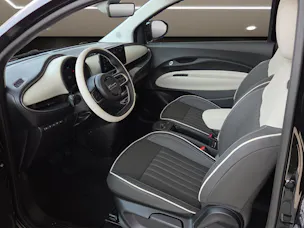 Fiat 500 Cabrio La Prima