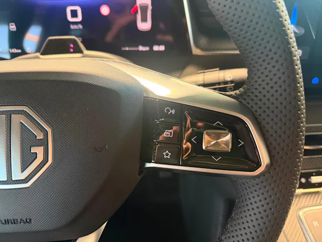 MG S6 EV 77kWh Luxury AWD