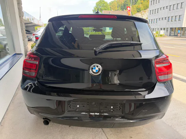 BMW 116i Sport Line Steptronic