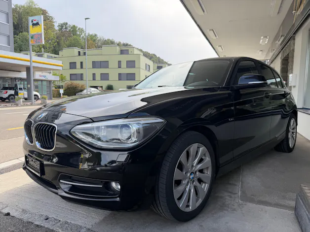BMW 116i Sport Line Steptronic