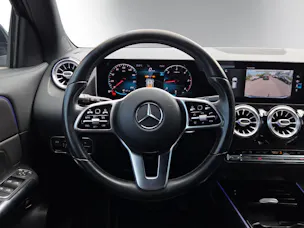 MERCEDES-BENZ GLA 220d 4Matic Style 8G-DCT