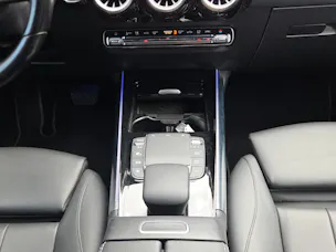 MERCEDES-BENZ GLA 220d 4Matic Style 8G-DCT