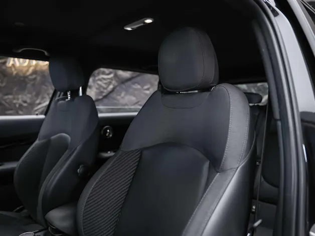 Mini Clubman Cooper S ALL4 Steptronic *Rückfahrkamera*Keyless Go*Standlüftung*