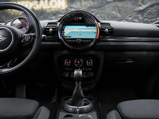 Mini Clubman Cooper S ALL4 Steptronic *Rückfahrkamera*Keyless Go*Standlüftung*