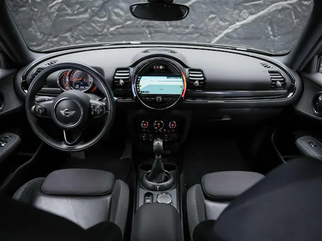 Mini Clubman Cooper S ALL4 Steptronic *Rückfahrkamera*Keyless Go*Standlüftung*