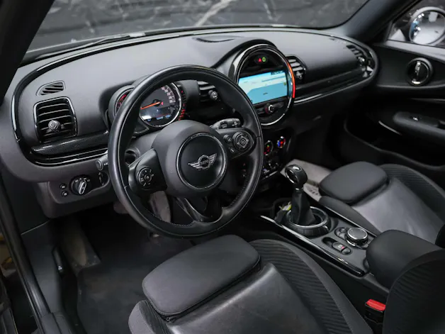 Mini Clubman Cooper S ALL4 Steptronic *Rückfahrkamera*Keyless Go*Standlüftung*