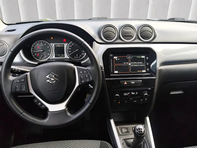 Suzuki Vitara 1.6 Compact Top