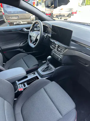 FORD Focus Station Wagon 1.0i EcoB ST-Line/155CV/Aut.