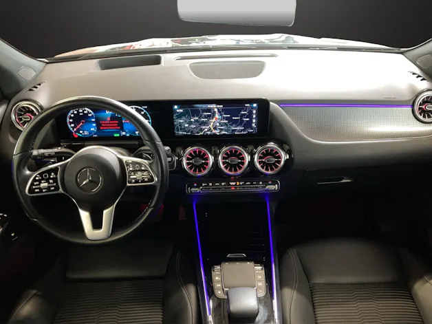 MERCEDES-BENZ EQA 300 4Matic