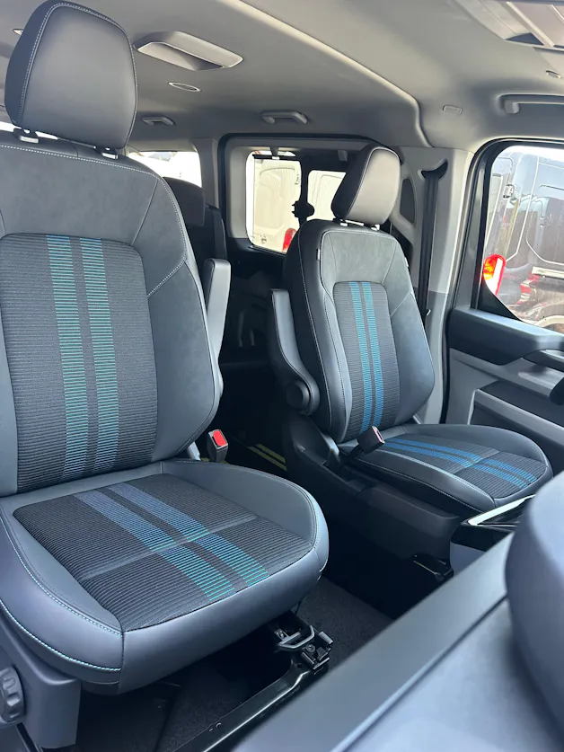 FORD Tourneo Custom 320 L1 2.0 EcoBl Sport/170CV/4x4/Aut.