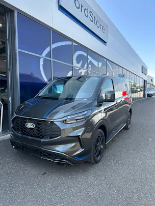 FORD Tourneo Custom 320 L1 2.0 EcoBl Sport/170CV/4x4/Aut.
