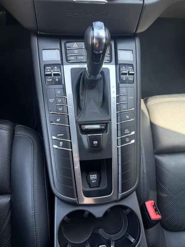 PORSCHE Macan S PDK *TOP-GEPLEGT*ALLE SERVICE BEI PORSCHE*MFK FRISCH*20" PORSCHE ALU*