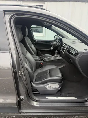PORSCHE Macan S PDK *TOP-GEPLEGT*ALLE SERVICE BEI PORSCHE*MFK FRISCH*20" PORSCHE ALU*