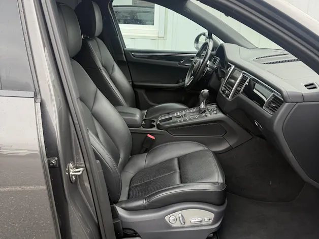 PORSCHE Macan S PDK *TOP-GEPLEGT*ALLE SERVICE BEI PORSCHE*MFK FRISCH*20" PORSCHE ALU*