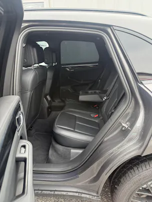 PORSCHE Macan S PDK *TOP-GEPLEGT*ALLE SERVICE BEI PORSCHE*MFK FRISCH*20" PORSCHE ALU*