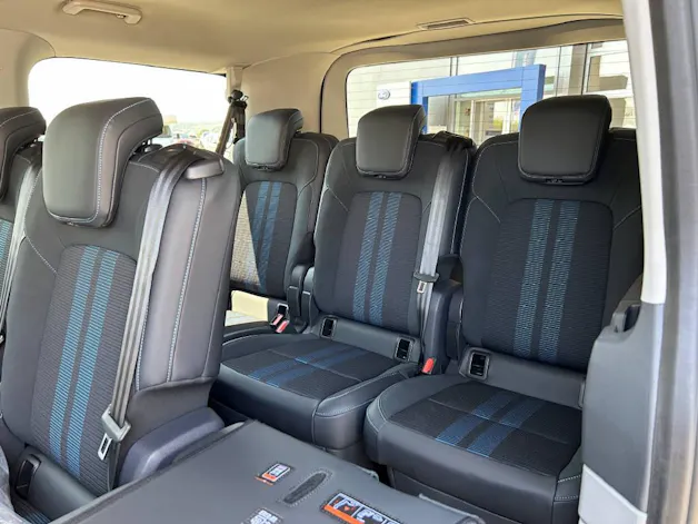 Ford Tourneo Custom Bus 340 L1 2.5 Duratec 233 Sport PHEV