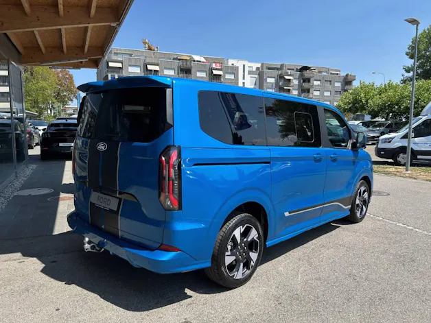 Ford Tourneo Custom Bus 340 L1 2.5 Duratec 233 Sport PHEV
