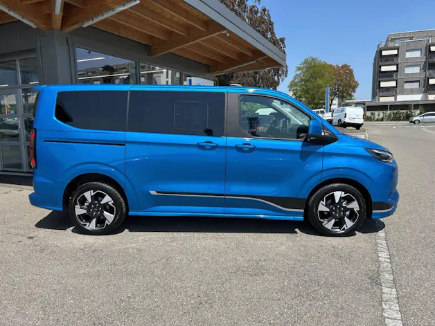 Ford Tourneo Custom Bus 340 L1 2.5 Duratec 233 Sport PHEV