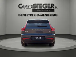 VOLVO XC40 B3 Benzin Mild Hybrid Plus Dark DCT