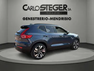 VOLVO XC40 B3 Benzin Mild Hybrid Plus Dark DCT
