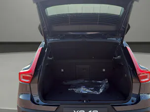 VOLVO XC40 B3 Benzin Mild Hybrid Plus Dark DCT
