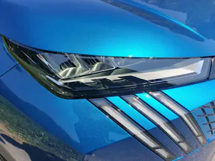 Peugeot 5008 e-Allure Premium 4x4