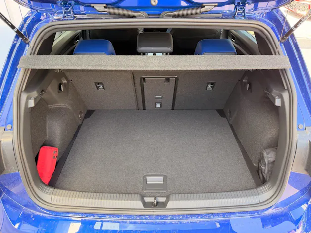 VW Golf R 2.0 TSI 333 PS 4MOTION *** AKRAPOVIC ABGAS & LEDER NAPPA ***