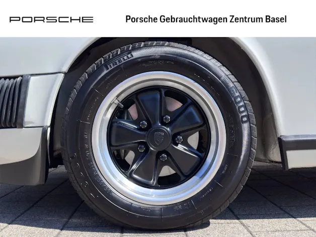 Porsche 911 Carrera Coupé