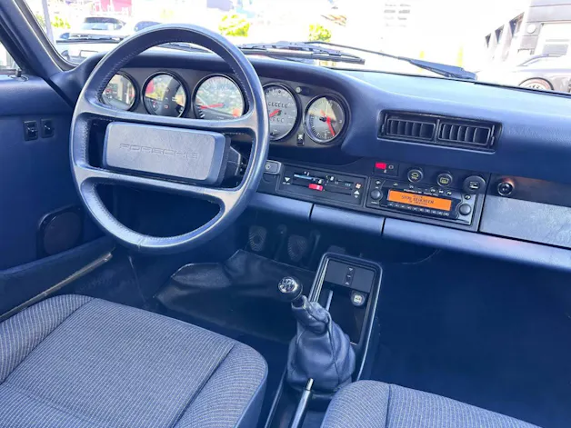 Porsche 911 Carrera Coupé