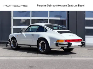 PORSCHE 911 Carrera Coupé