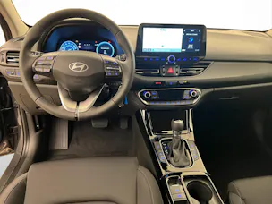 HYUNDAI i30 1.5 T-GDi Amplia