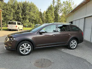 Škoda Octavia Combi 2.0 TDI Scout 4x4 DSG