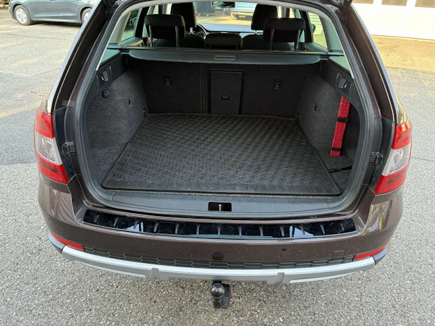 Škoda Octavia Combi 2.0 TDI Scout 4x4 DSG