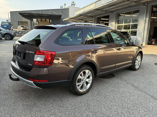 Škoda Octavia Combi 2.0 TDI Scout 4x4 DSG