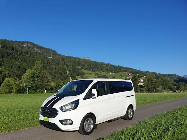 Ford Tourneo Custom 320 L1 2.0 TDCi 185 Titanium