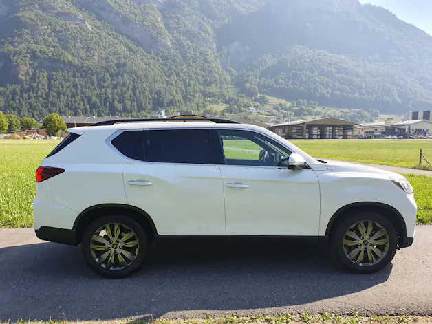 KGM -SsangYong Rexton RX 2.2 CRDi White Pearl Edition