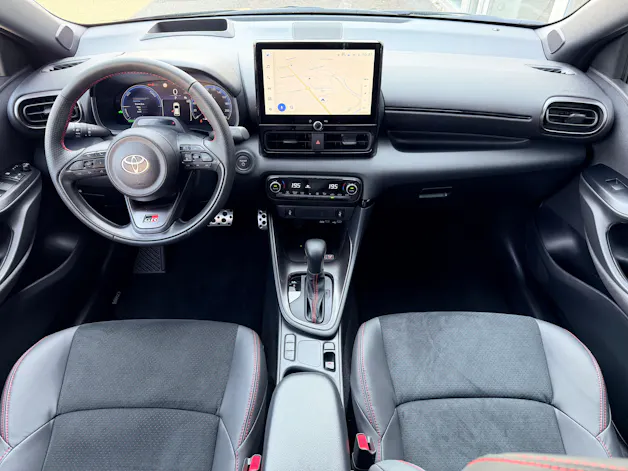 Toyota Yaris 1.5 GR Sport e-CVT