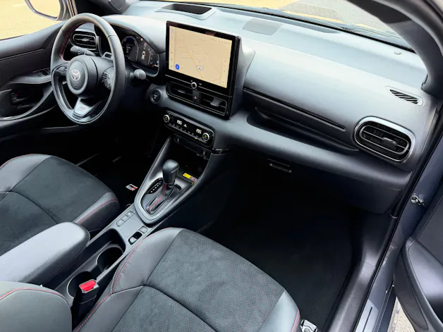 Toyota Yaris 1.5 GR Sport e-CVT