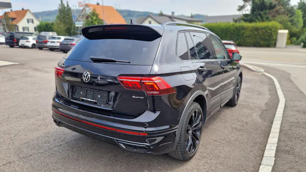 VW Tiguan 2.0TSI R-Line Black Design 4Motion DSG