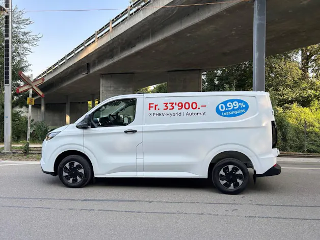 Ford Transit Custom Van 320 L1 2.5 Duratec 233 Trend PHEV